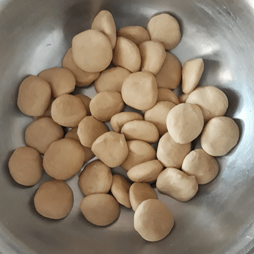 Small Poori Dough