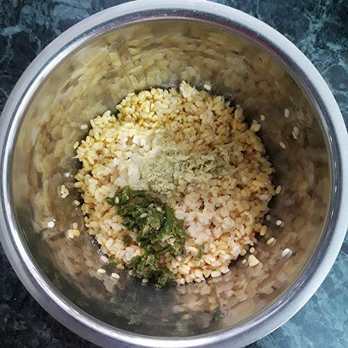 研磨 Moong Dal - Moong Dal Chilla 食谱